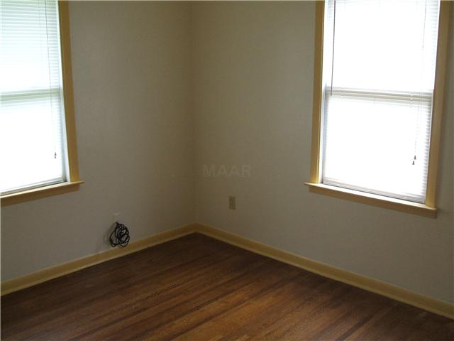 1625 Hopewell Road Memphis, TN 38117 - Photo 9 of 11