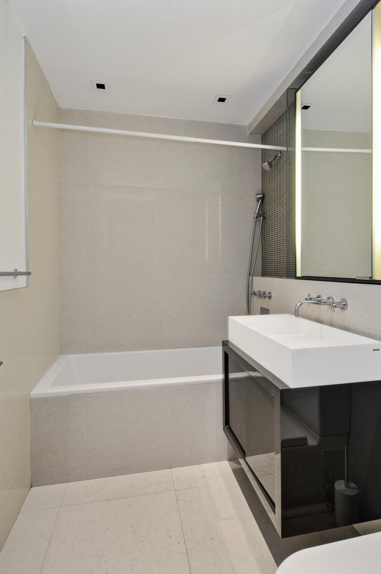 300 East 23rd Street, Unit 12H Manhattan, NY 10010 - Photo 4 of 5