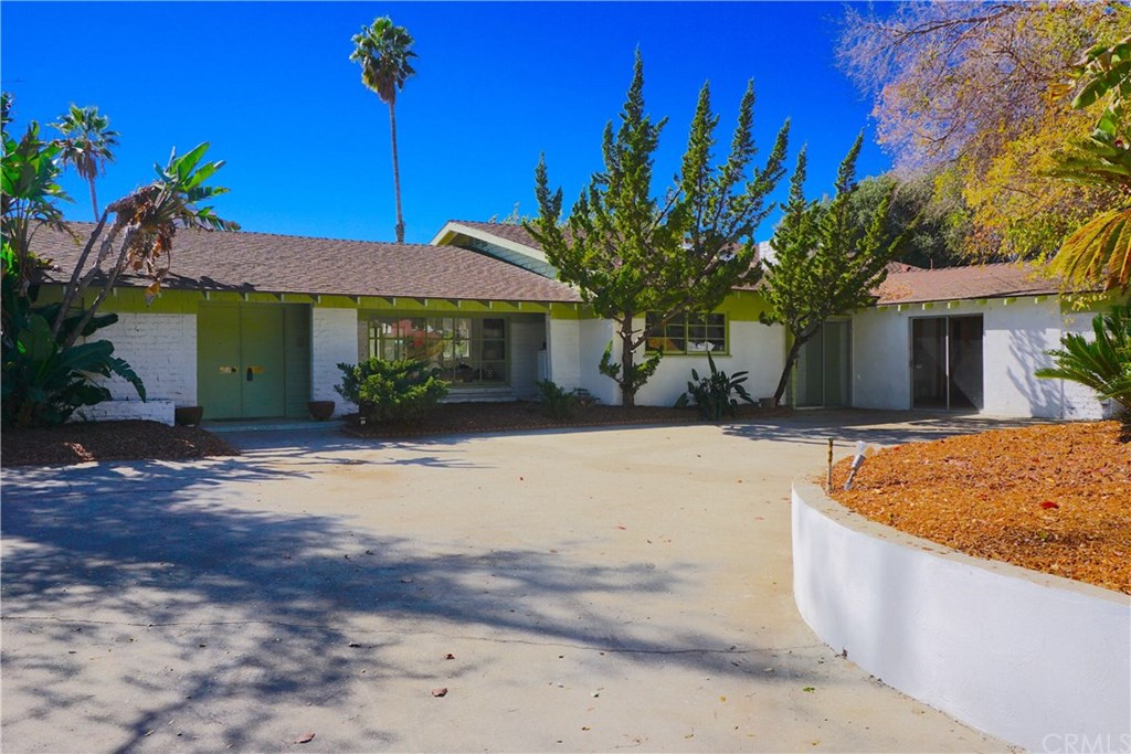 3475 Canyon Crest Road Altadena, CA 91001 - Photo 2 of 50