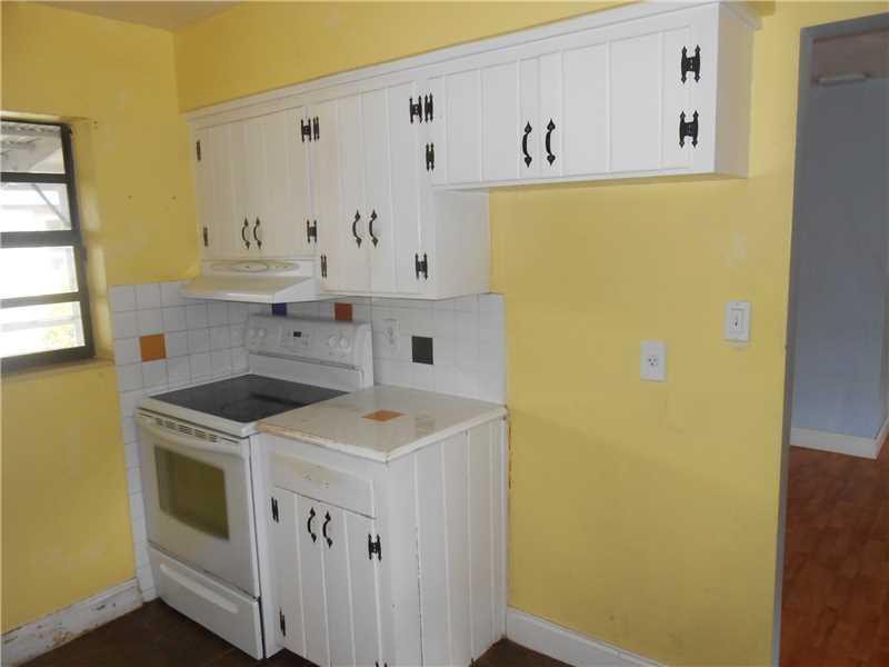 19195 Southwest 354th Street Homestead, FL 33034 - Photo 13 of 19