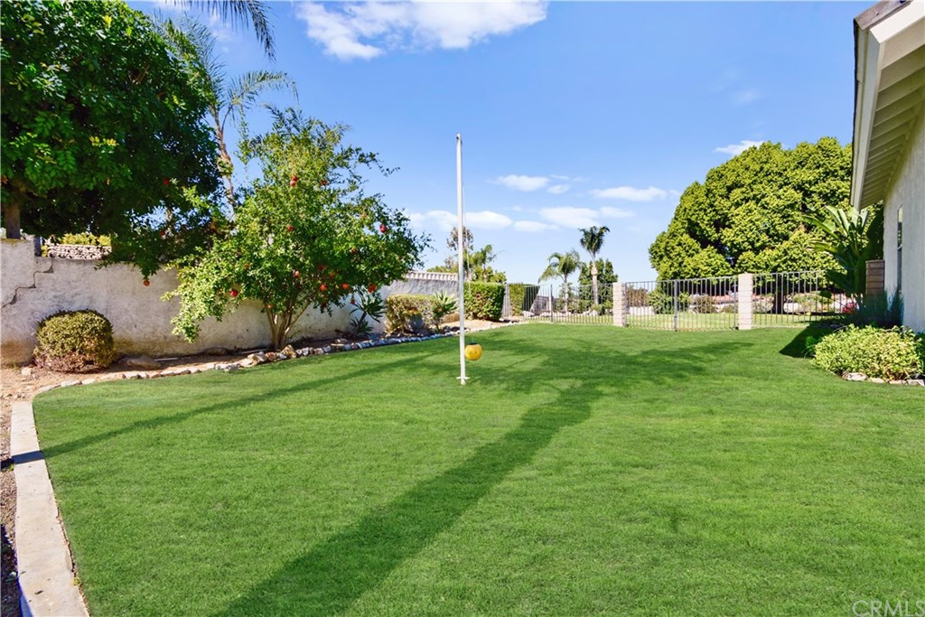 11488 Victoria Avenue Riverside, CA 92503 - Photo 32 of 41