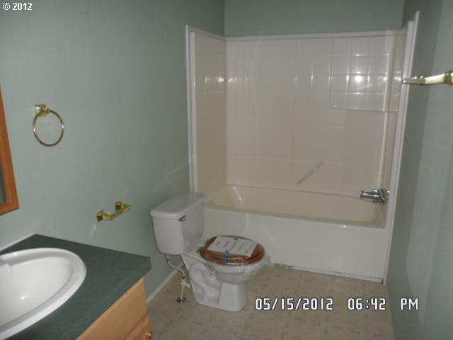 107 Green Mountain Road Kalama, WA 98625 - Photo 14 of 16 Gallery Image 14