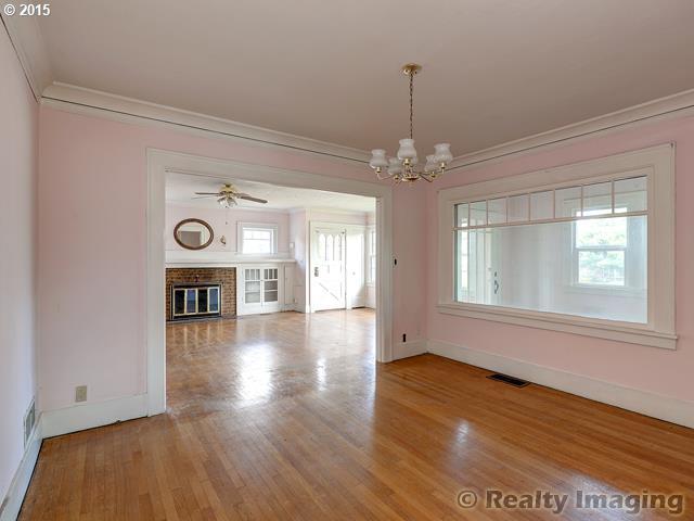 562 North Rosa Parks Way Portland, OR 97217 - Photo 4 of 16 Gallery Image 4