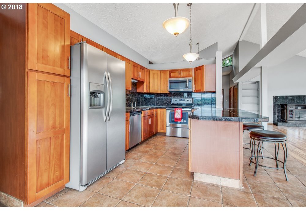 20205 Northwest Morgan Road Portland, OR 97231 - Photo 14 of 26