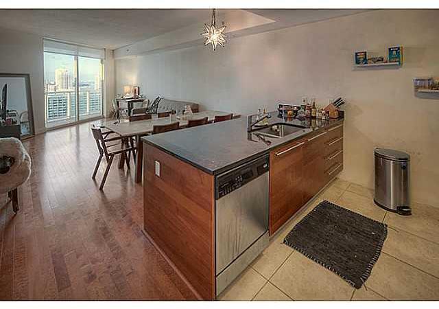 1900 North Bayshore Drive, Unit 1908 Miami, FL 33132 - Photo 10 of 12