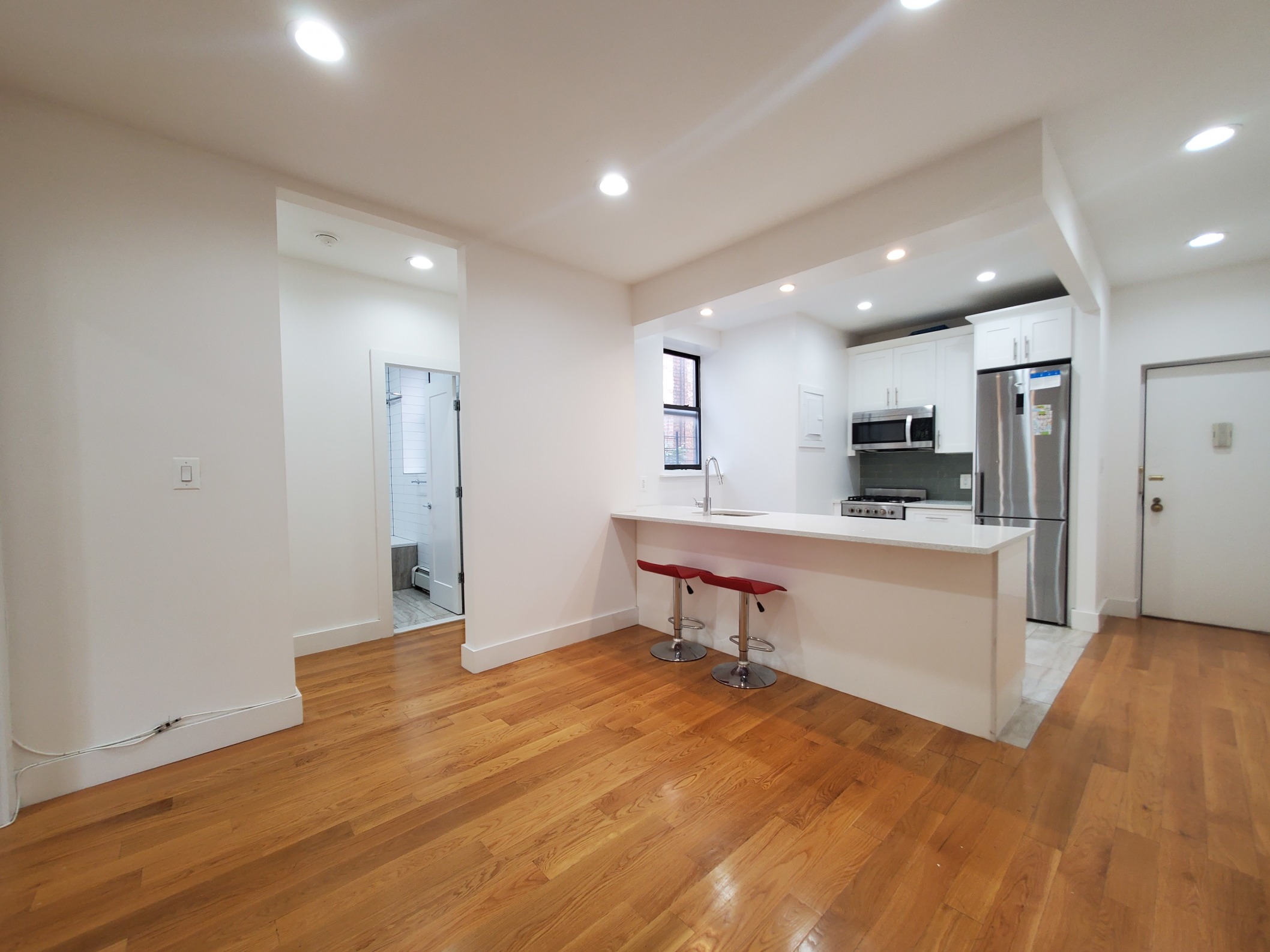 56 West 127th Street, Unit 2B Manhattan, NY 10027 - Photo 2 of 10