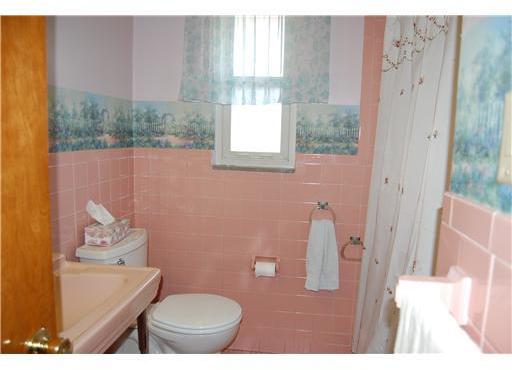 3920 Brighton Road Brighton Heights, PA 15212 - Photo 12 of 15 Gallery Image 12