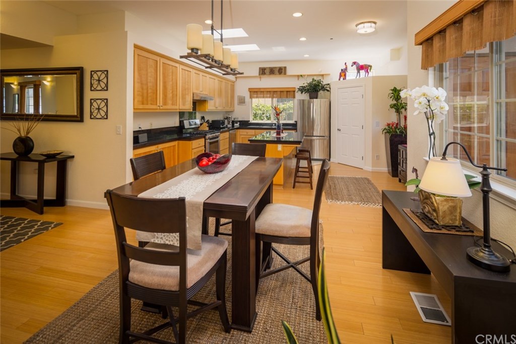 521 Bluerock Drive San Luis Obispo, CA 93401 - Photo 7 of 30