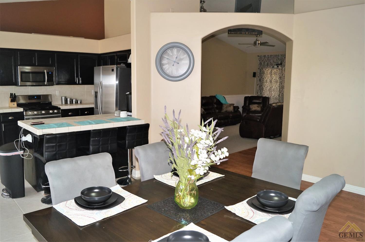 5407 Spring Flower Way Bakersfield, CA 93313 - Photo 12 of 21