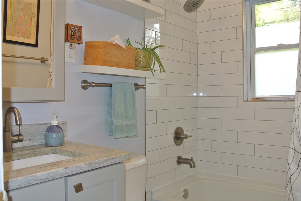 982 Mt Moriah Road Memphis, TN 38117 - Photo 16 of 25 Gallery Image 16
