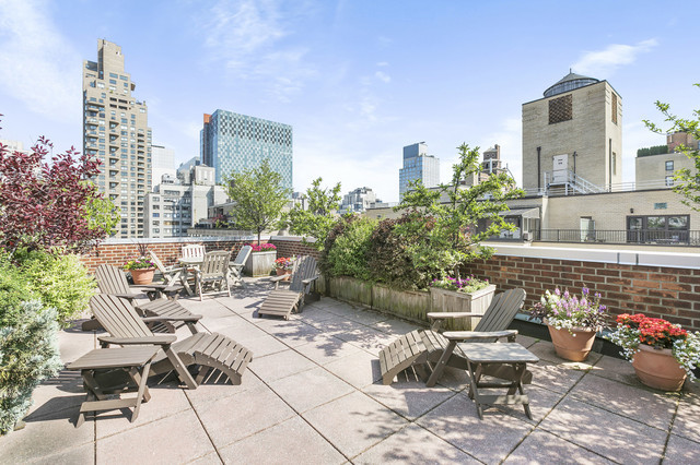 310 E 70th St, Manhattan, NY 10021 - Photo 3 of 3