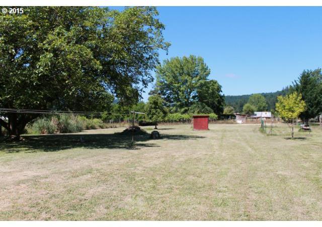 8954 Nonpareil Road Sutherlin, OR 97479 - Photo 3 of 5