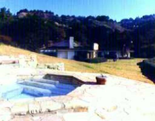 74 Portuguese Bend Road Rolling Hills, CA 90274 - Photo 1 of 1 Gallery Image 1