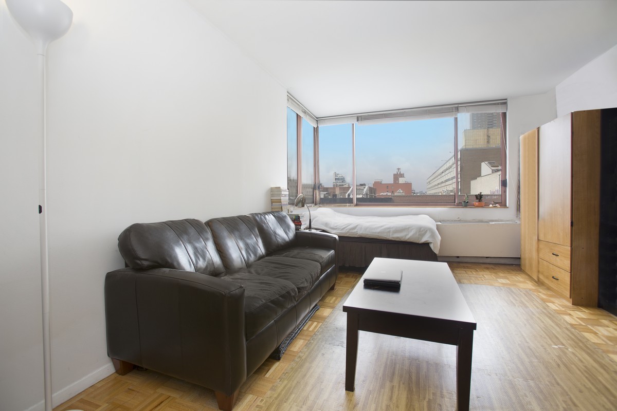 393 West 49th Street, Unit 5K Manhattan, NY 10019 - Photo 1 of 7