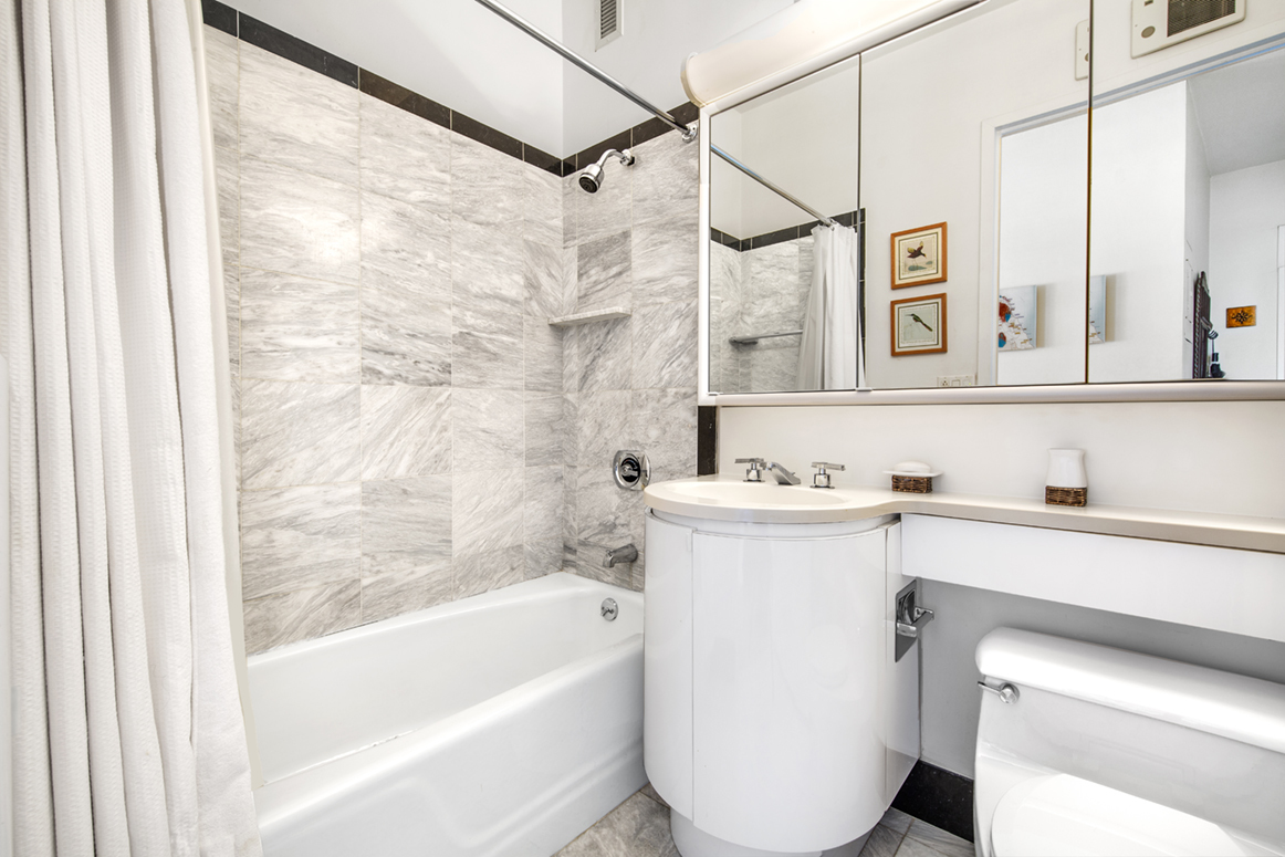 200 East 32nd Street, Unit 9E Manhattan, NY 10016 - Photo 4 of 7