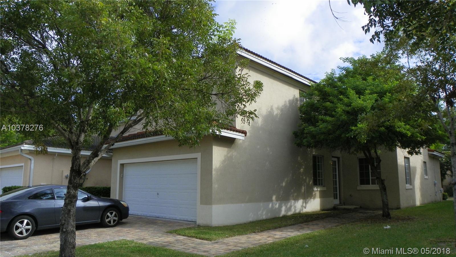 27522 Southwest 139th Place Homestead, FL 33032 - Photo 4 of 23