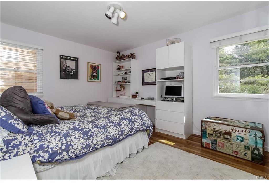42 Tarryhill Road Tarrytown, NY 10591 - Photo 18 of 30 Gallery Image 18