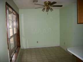 4201 Sykes Road Millington, TN 38053 - Photo 4 of 12 Eating area in kitchen!