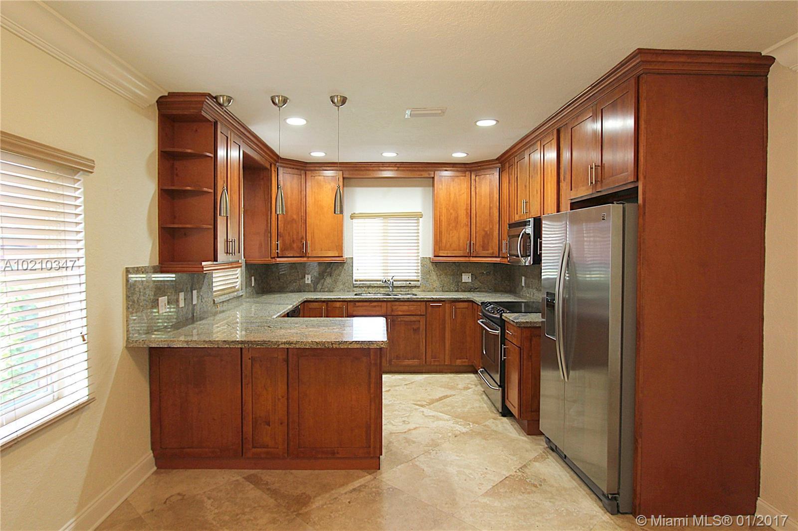 3541 Southwest 23rd Terrace Miami, FL 33145 - Photo 5 of 20