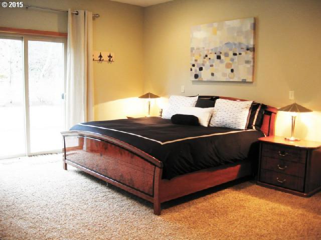 4531 Riverside Drive Hood River, OR 97031 - Photo 6 of 16 Gallery Image 6