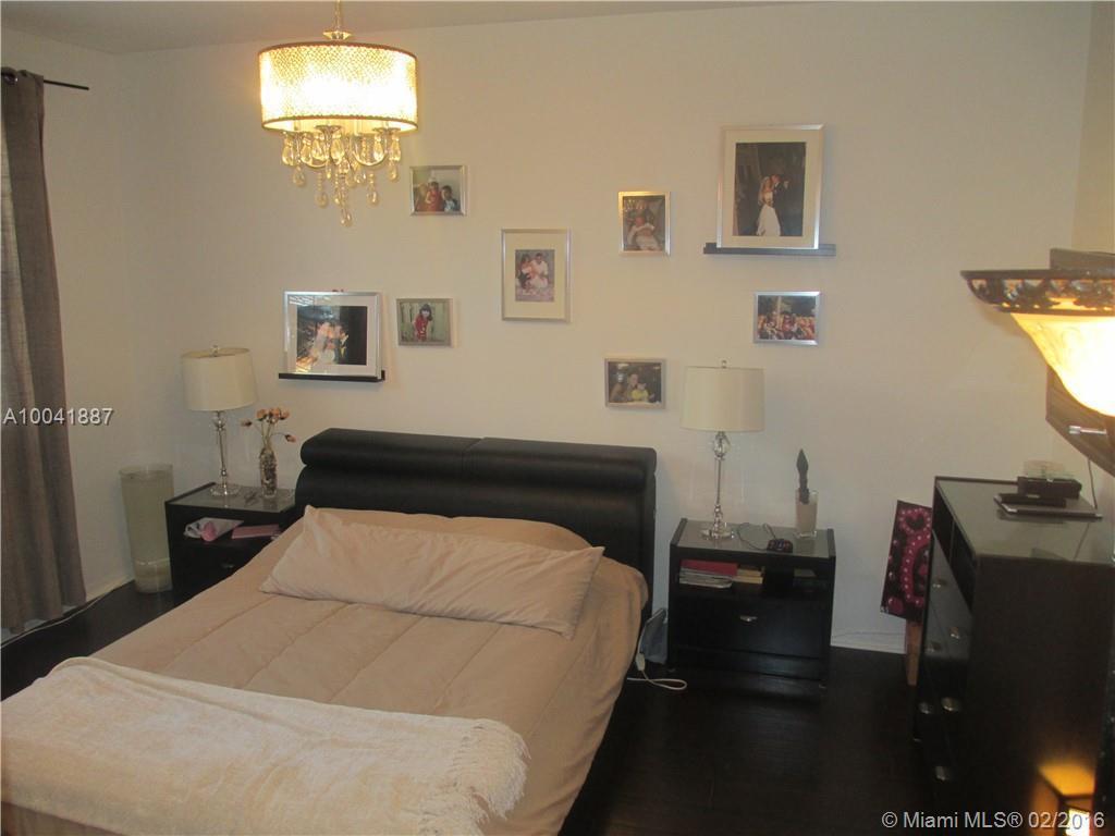 2159 Siena Terrace, Unit 401 Hollywood, FL 33021 - Photo 13 of 35