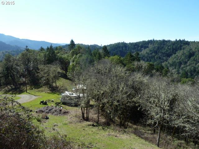 3079 Shoestring Road Riddle, OR 97469 - Photo 13 of 16