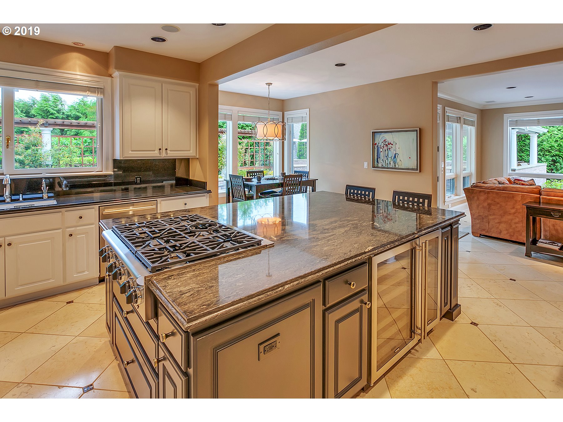 6310 Southwest Patton Road Portland, OR 97221 - Photo 11 of 32 Gallery Image 11