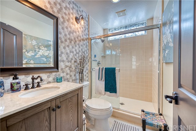 25935 Royal Oaks Road Stevenson Ranch, CA 91381 - Photo 24 of 63