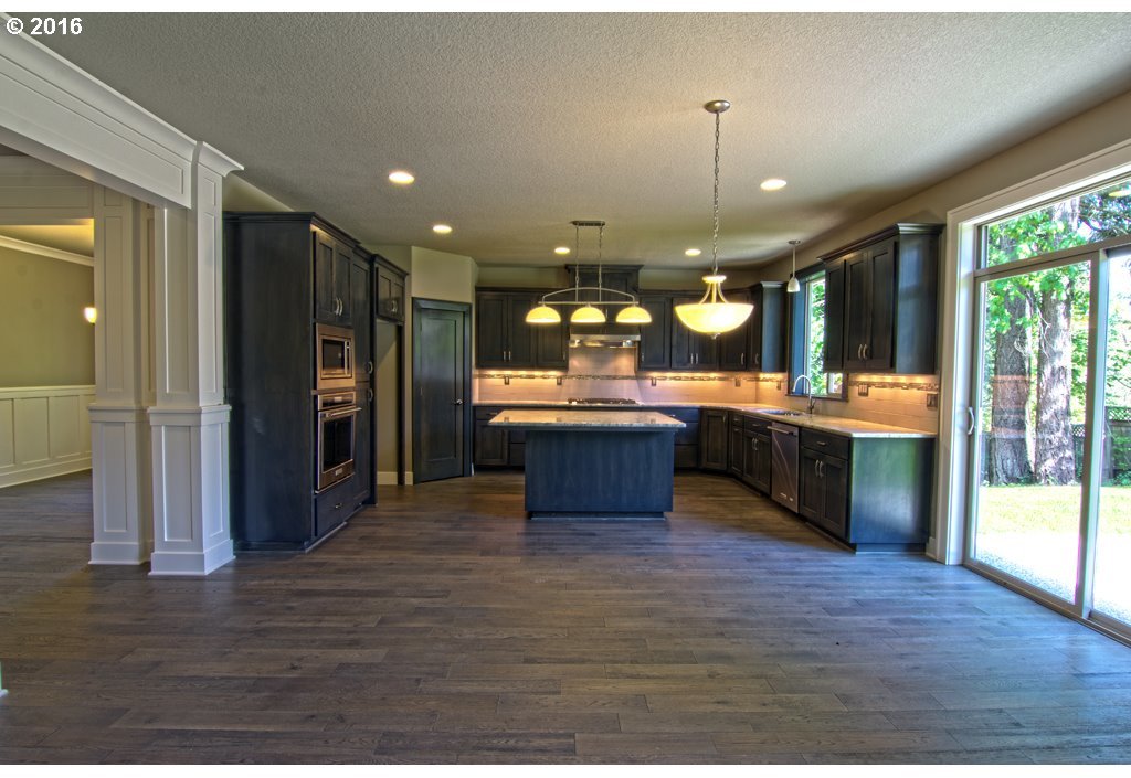 9491 Northwest Leahy Road Portland, OR 97229 - Photo 19 of 28 Gallery Image 19