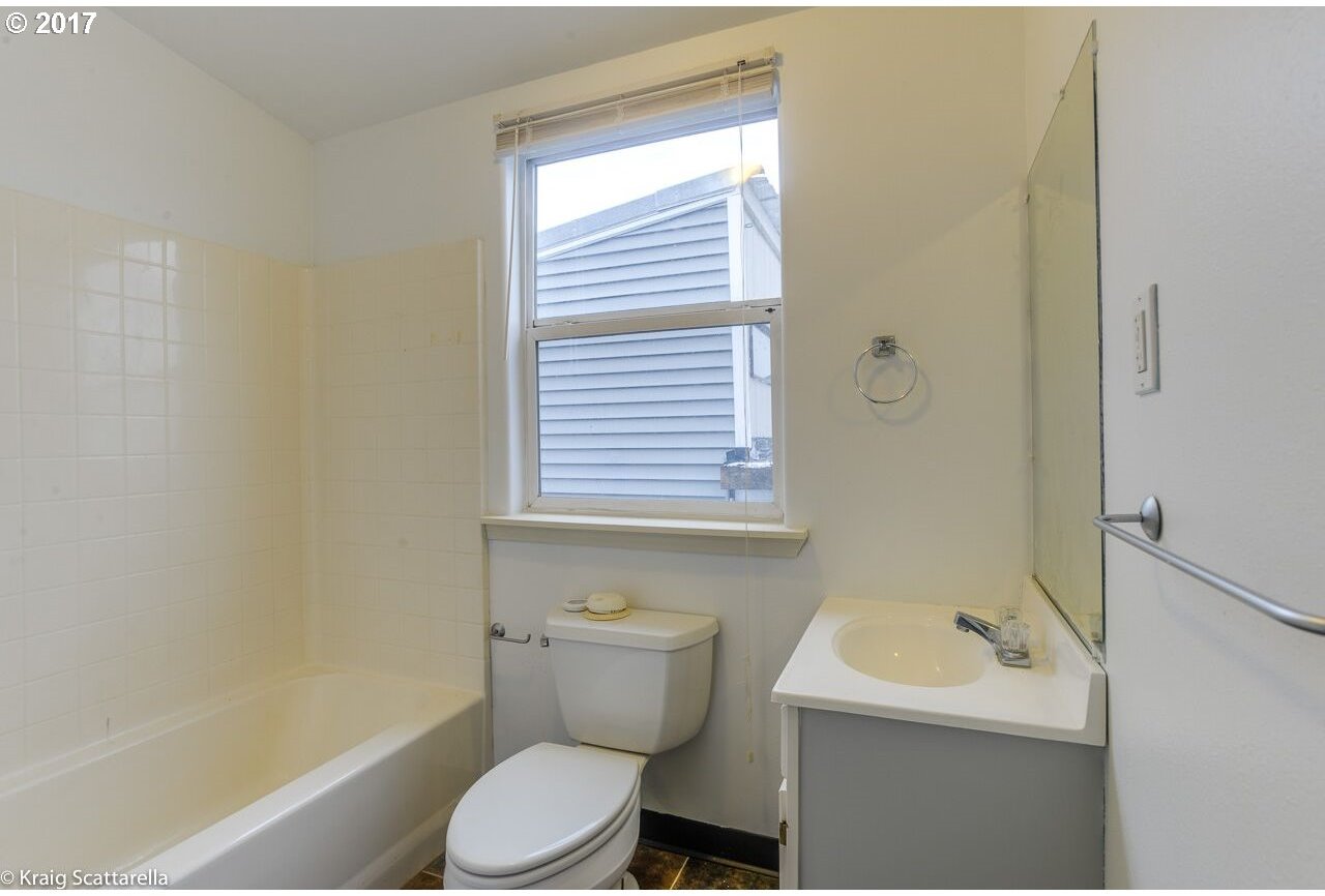 23528 Northwest St Helens Road, Unit SPS09 Portland, OR 97231 - Photo 18 of 25