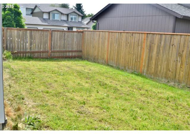 1017 Southwest Ivory Loop Gresham, OR 97080 - Photo 13 of 15
