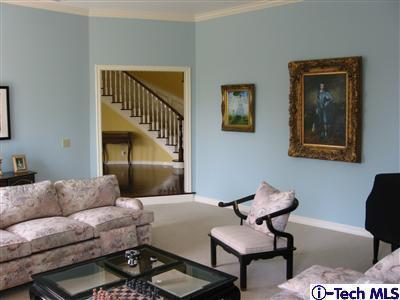 1663 Vista Drive Glendale, CA 91201 - Photo 4 of 8