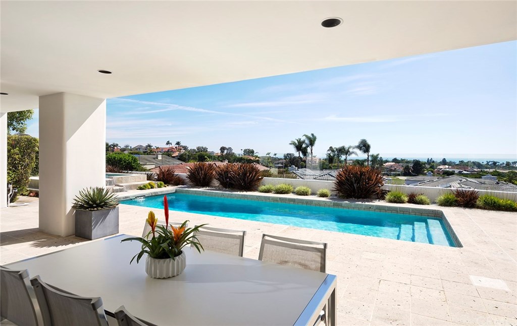 27 Gavina Dana Point, CA 92629 - Photo 24 of 55