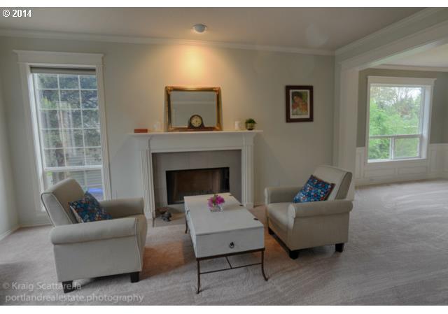 6417 Southwest Flower Street Portland, OR 97221 - Photo 8 of 16 Gallery Image 8