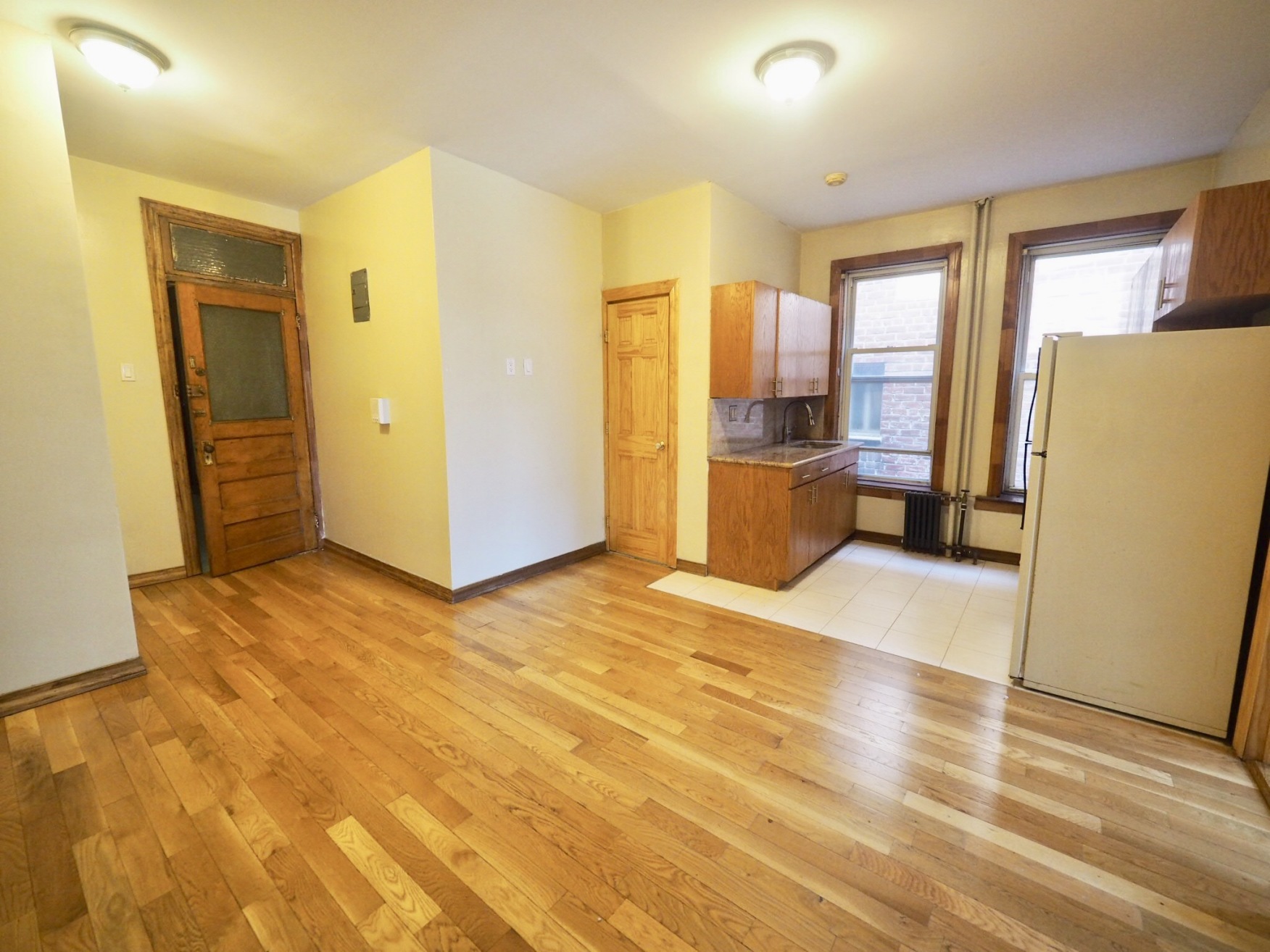 31-18 41st Street, Unit 2R Queens, NY 11103 - Photo 1 of 11