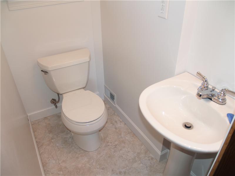 2416 Front Street Monaca, PA 15061 - Photo 19 of 25 Gallery Image 19