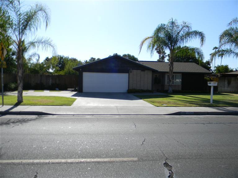 2005 Real Road Bakersfield, CA 93309 - Photo 1 of 19 Wonderful curb appeal.