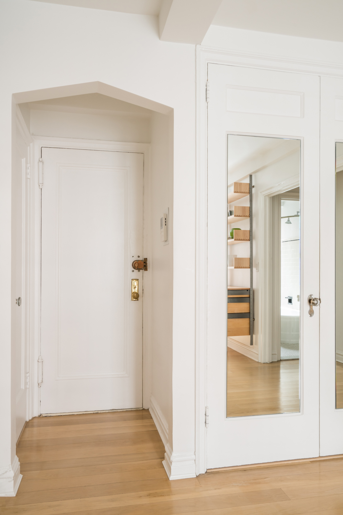 102 East 22nd Street, Unit 6A Manhattan, NY 10010 - Photo 6 of 9