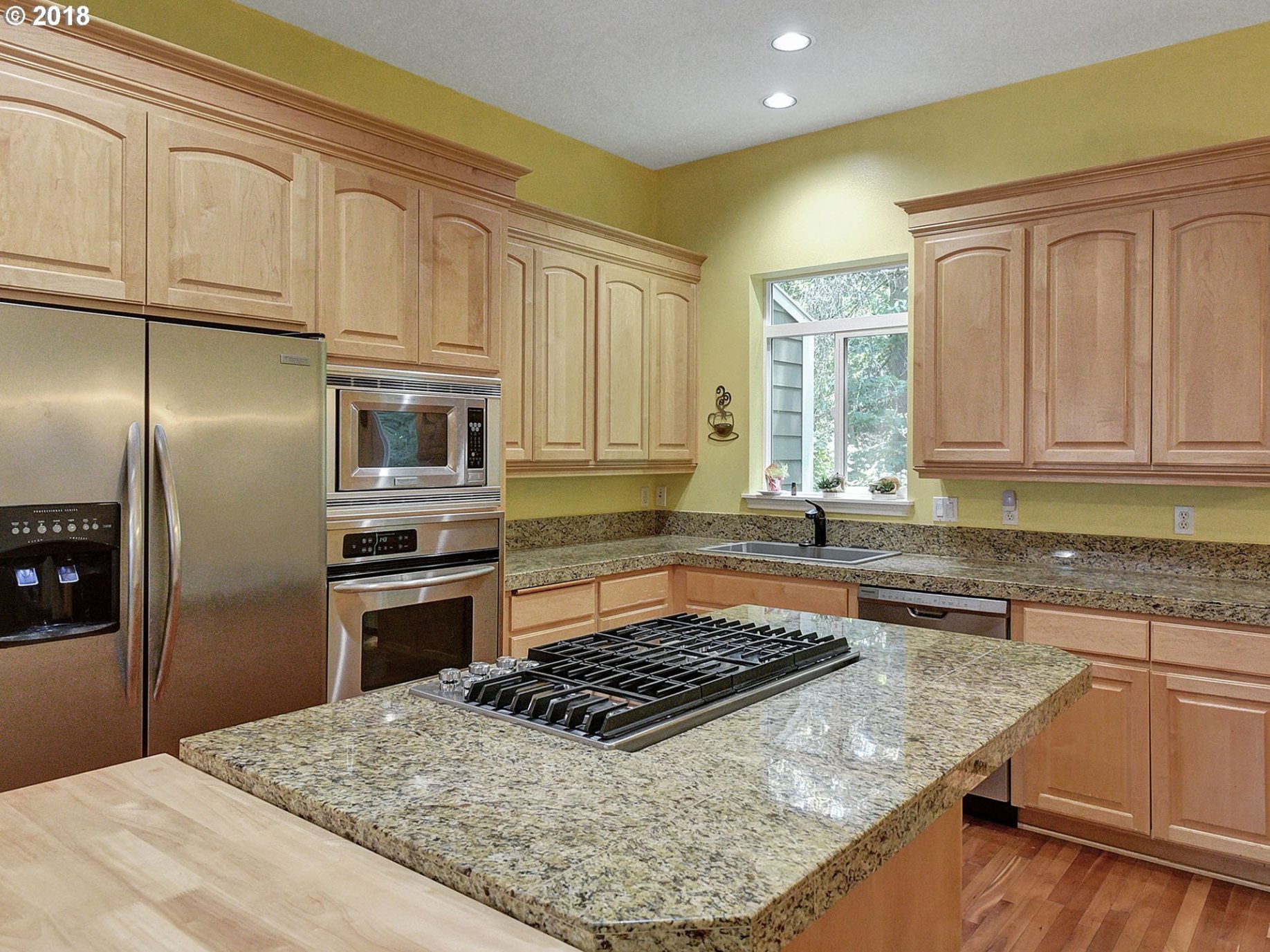 8416 Southwest Oleson Road Portland, OR 97223 - Photo 5 of 19 Gallery Image 5