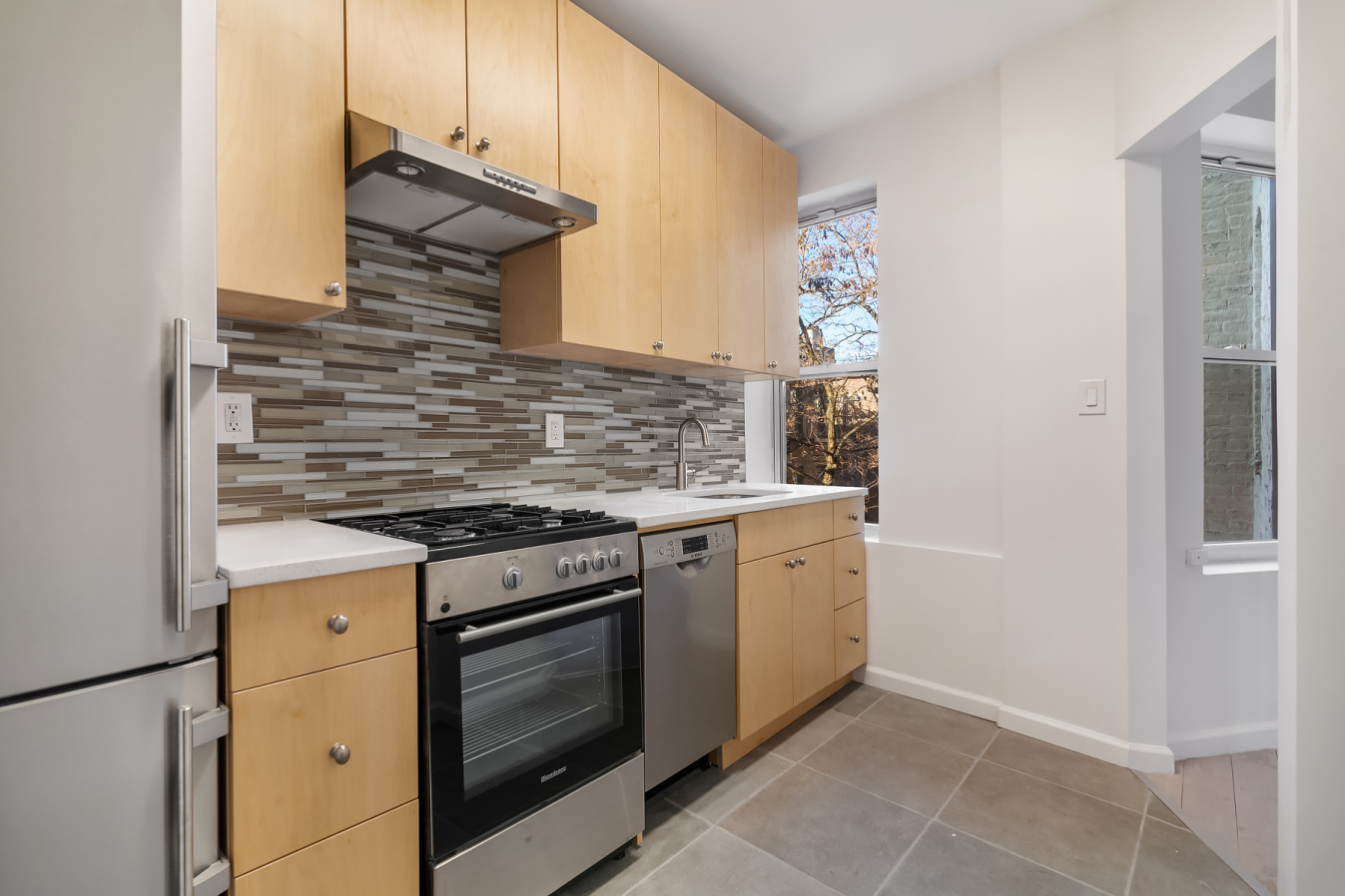 19 Christopher Street, Unit 18 Manhattan, NY 10014 - Photo 1 of 5