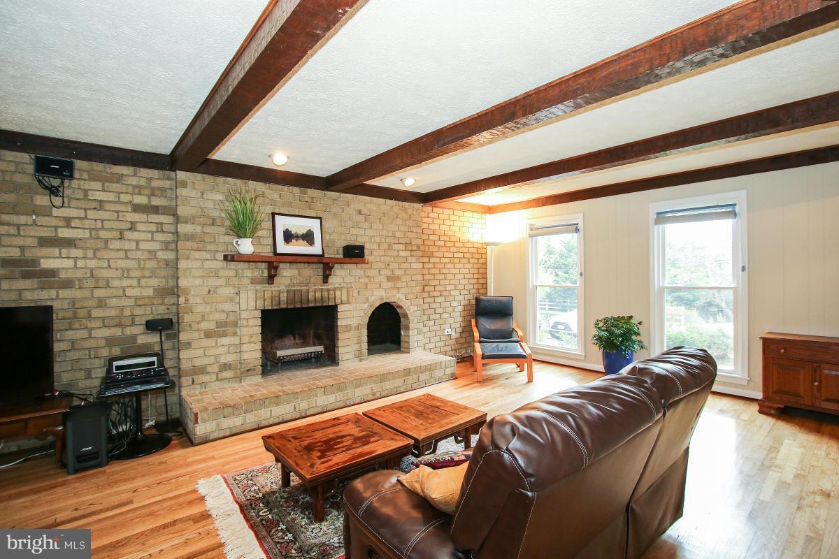 8712 Seven Locks Road Bethesda, MD 20817 - Photo 10 of 29