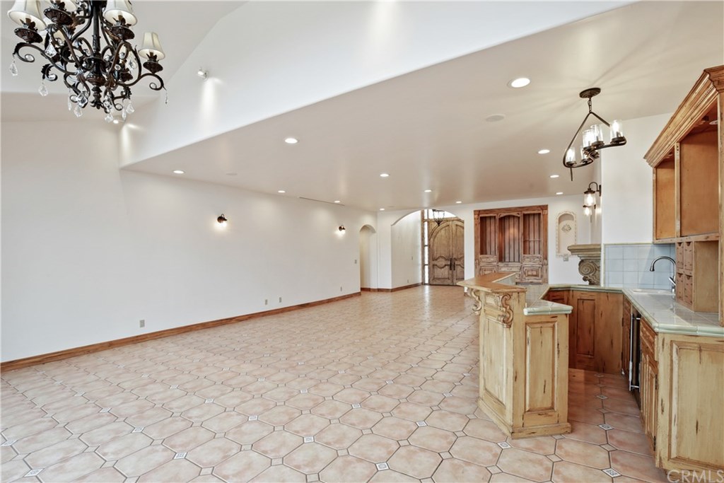 2380 Roscomare Road Los Angeles, CA 90077 - Photo 20 of 51