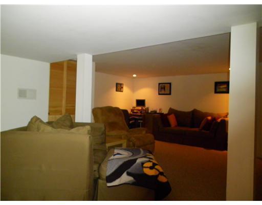 2741 Highway 982 Mount Pleasant, PA 15666 - Photo 12 of 18