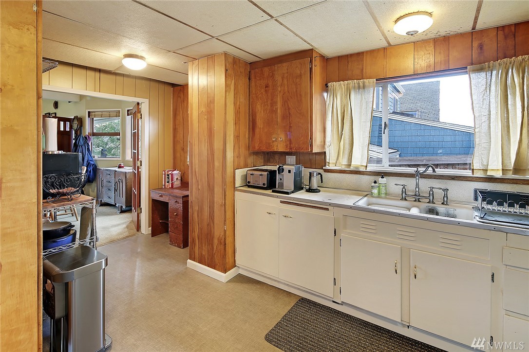 1820 North 57th Street Seattle, WA 98103 - Photo 10 of 20 Gallery Image 10