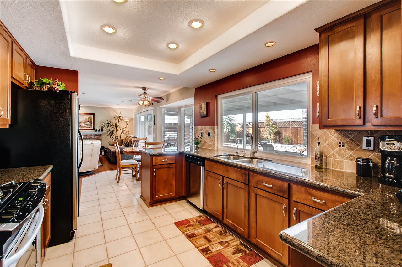2333 Wind River Road El Cajon, CA 92019 - Photo 8 of 25 Gallery Image 8
