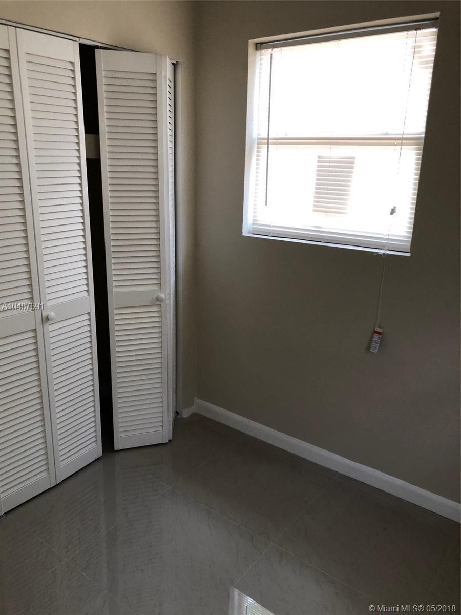 3621 Southwest 47th Avenue West Park, FL 33023 - Photo 9 of 12