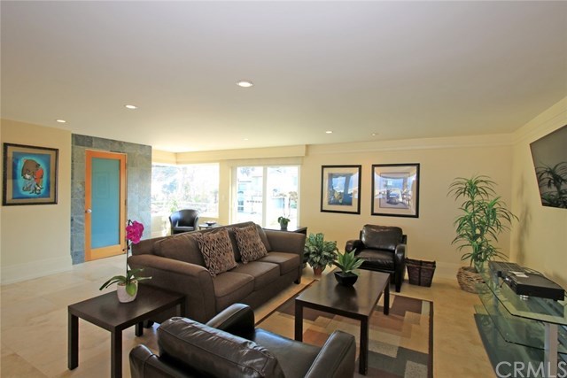 2129 Ocean Drive Oxnard, CA 93035 - Photo 24 of 71