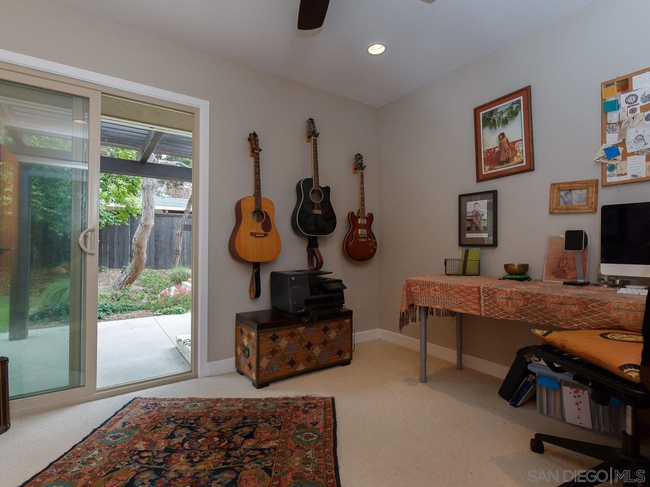 2505 Ellentown Road La Jolla, CA 92037 - Photo 17 of 25