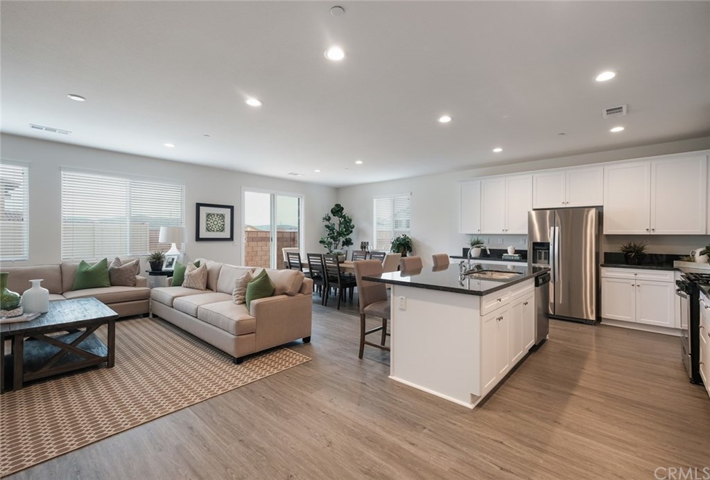 36641 Sevilla Way Beaumont, CA 92223 - Photo 6 of 13