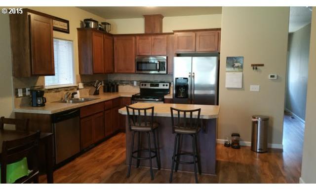 2544 Carson Loop Forest Grove, OR 97116 - Photo 5 of 12 Gallery Image 5